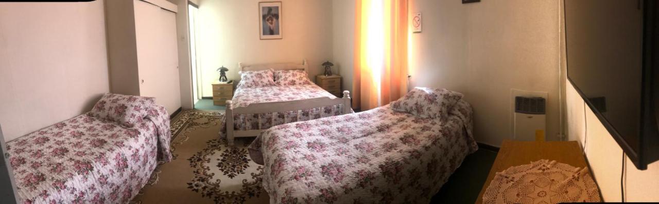 Hostal Torres Del Paine Punta Arenas Luaran gambar