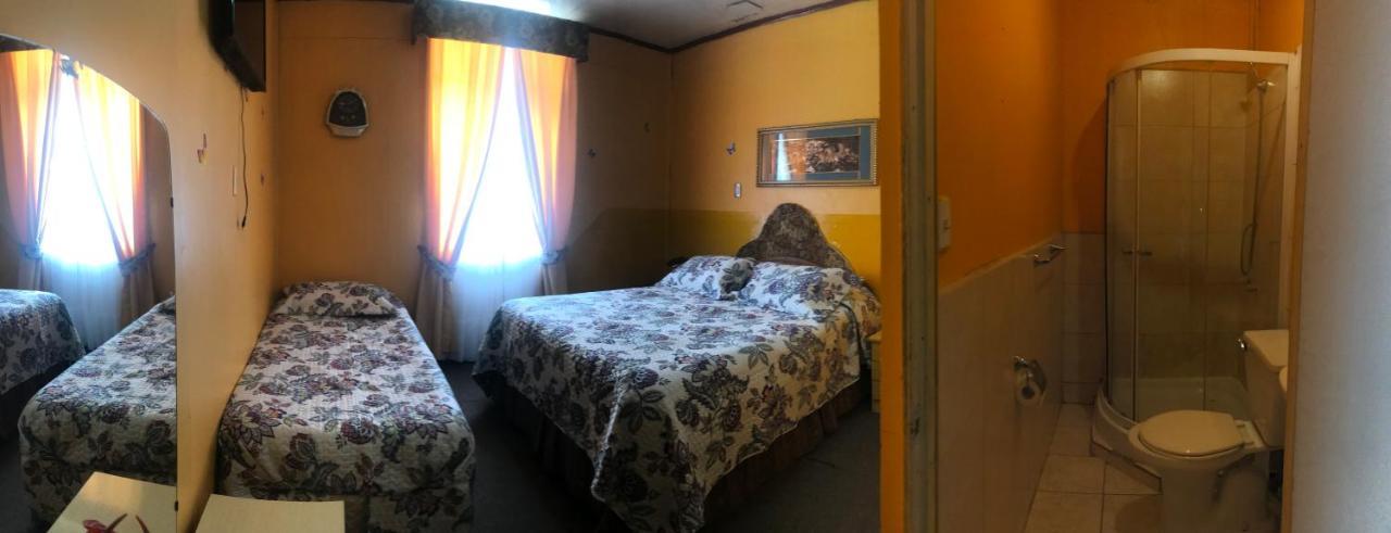Hostal Torres Del Paine Punta Arenas Luaran gambar