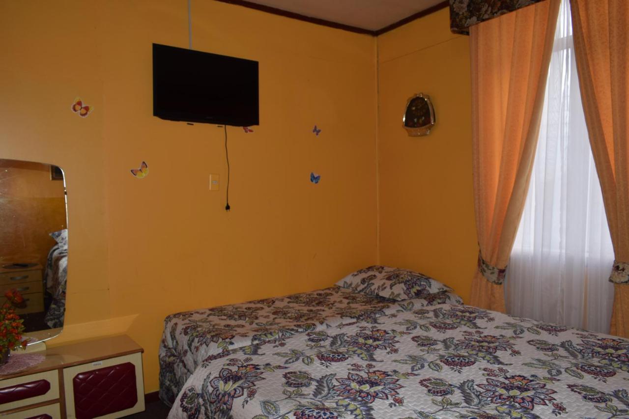 Hostal Torres Del Paine Punta Arenas Luaran gambar