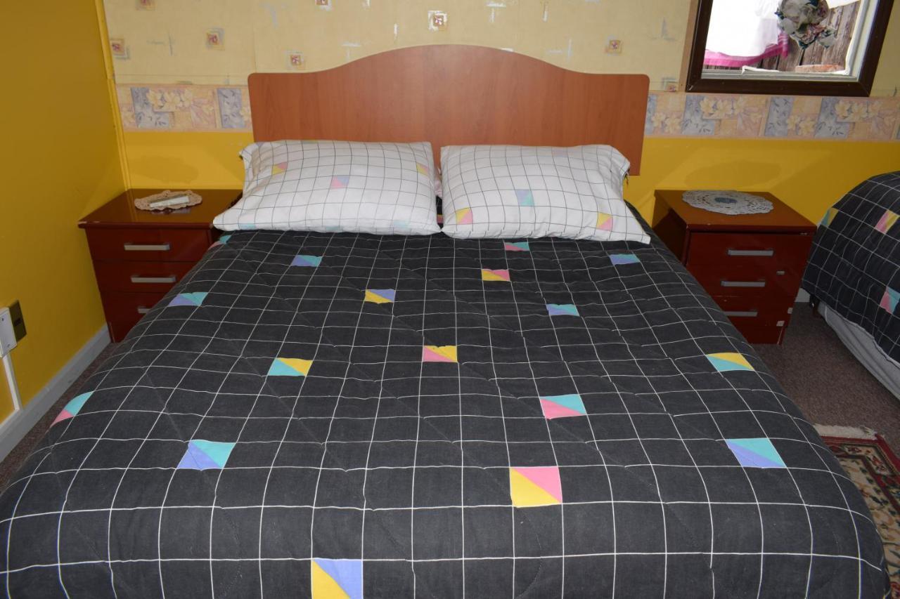 Hostal Torres Del Paine Punta Arenas Luaran gambar