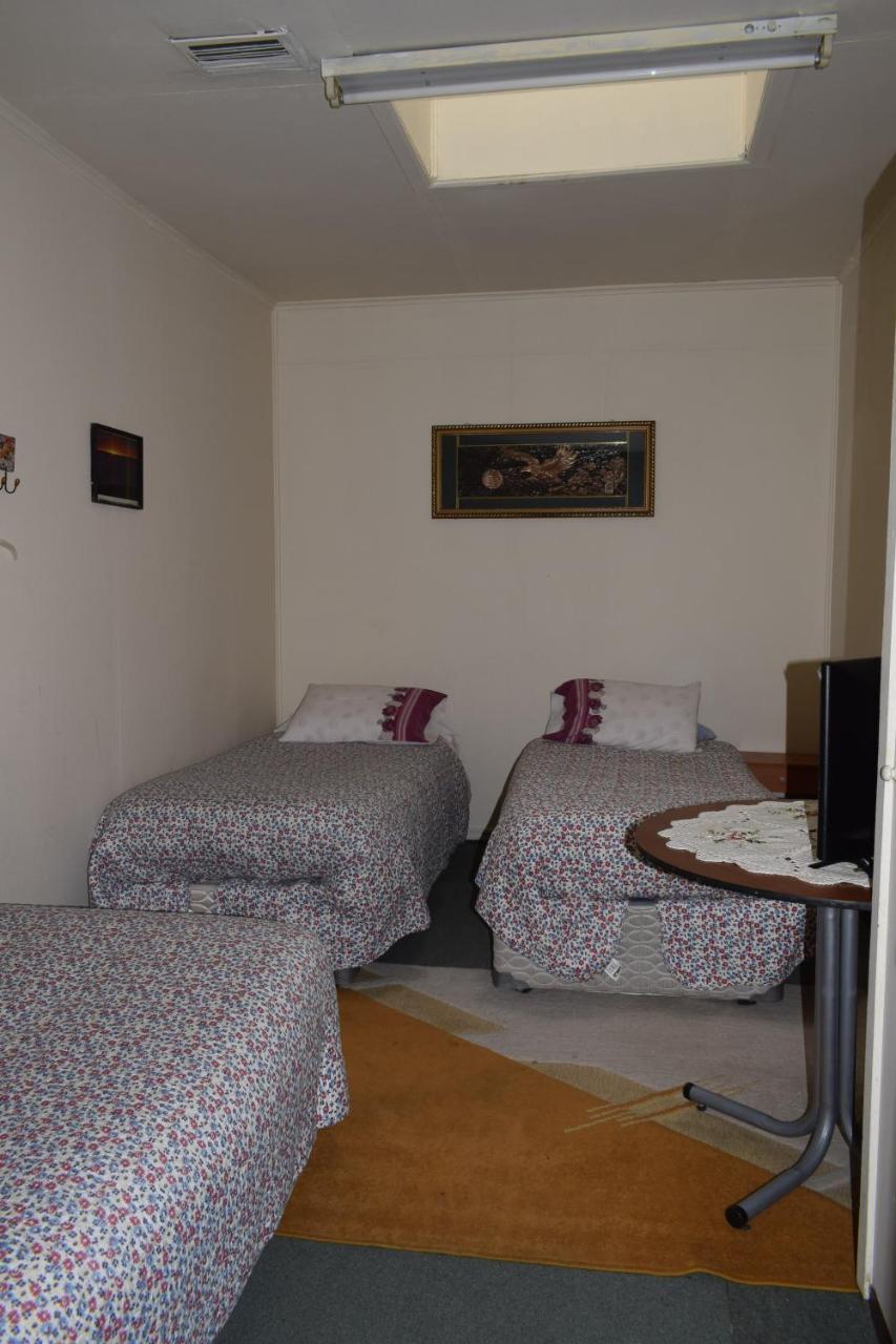 Hostal Torres Del Paine Punta Arenas Luaran gambar